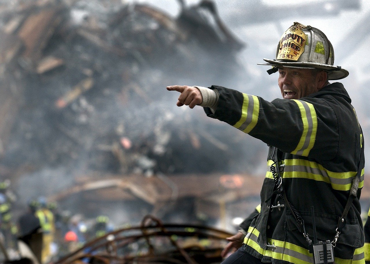 fireman-100722_1280 Home