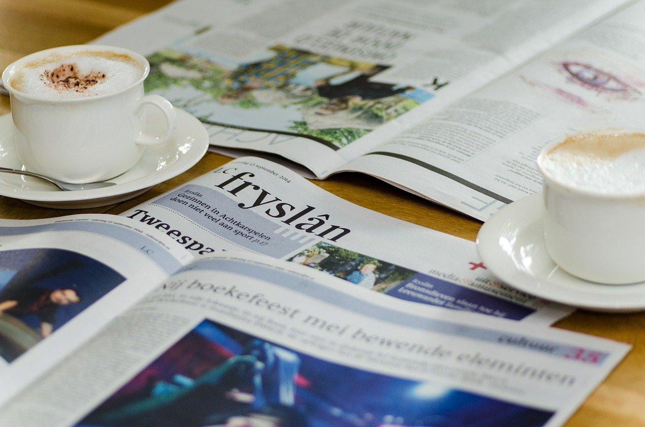 newspapers-444453_1280 Home